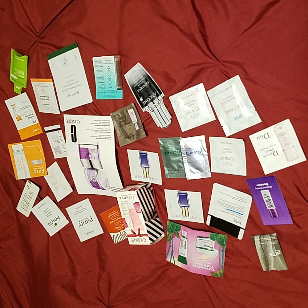 Lot of 28 Skincare Samples